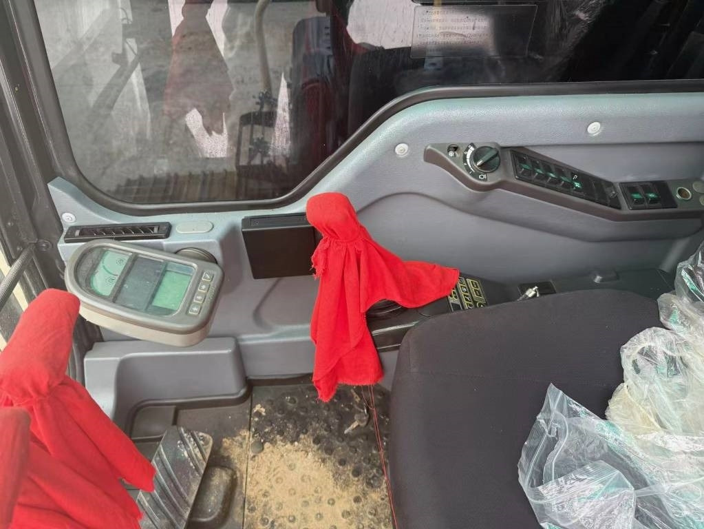 Volvo EC 140 - Crawler excavator: picture 2 Volvo EC 140 - Crawler excavator: picture 2