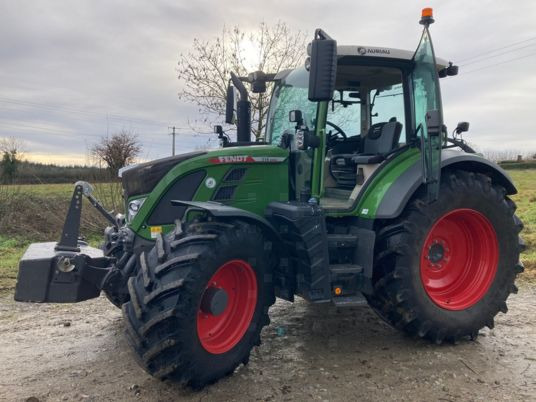 Fendt 516 PROFI PLUS - Farm tractor: picture 1 Fendt 516 PROFI PLUS - Farm tractor: picture 1