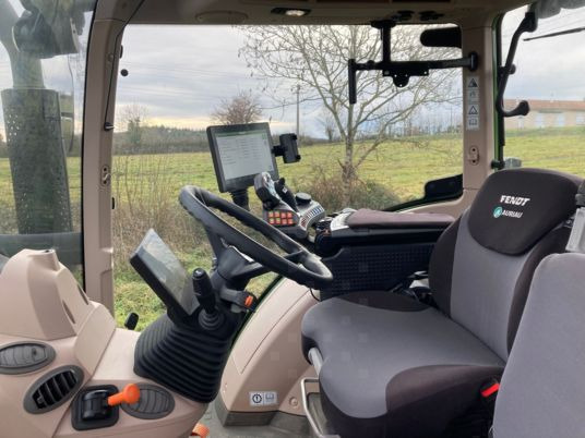 Fendt 516 PROFI PLUS - Farm tractor: picture 5 Fendt 516 PROFI PLUS - Farm tractor: picture 5