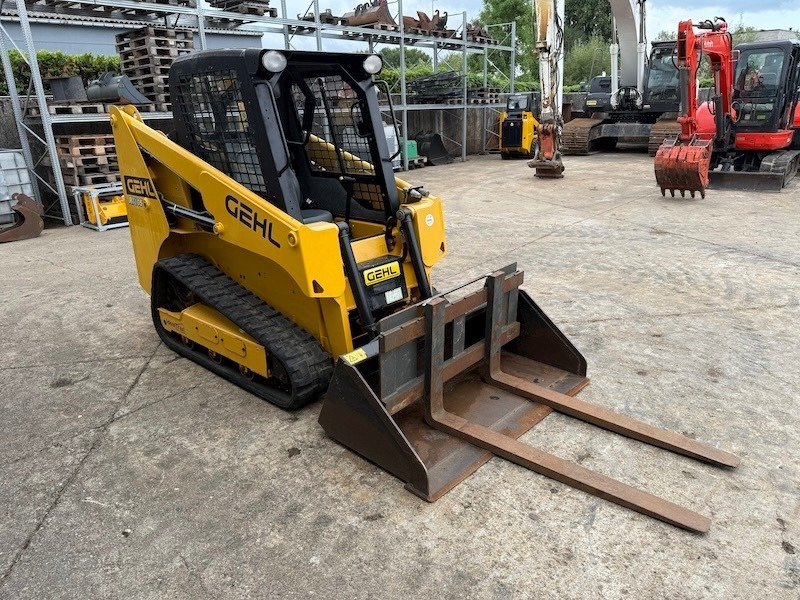 Crawler loader Gehl RT 105: picture 8