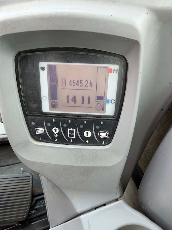 Leasing of Kubota KX 080-4  Kubota KX 080-4: picture 12