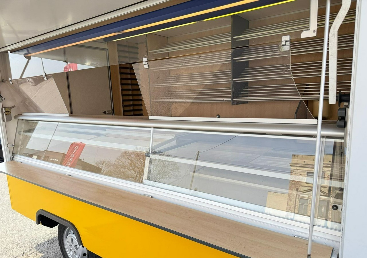 Fiat Ducato Autosklep pieczywa Gastronomiczny Food Truck Foodtruck sklep Borco - Vending truck: picture 3 Fiat Ducato Autosklep pieczywa Gastronomiczny Food Truck Foodtruck sklep Borco - Vending truck: picture 3