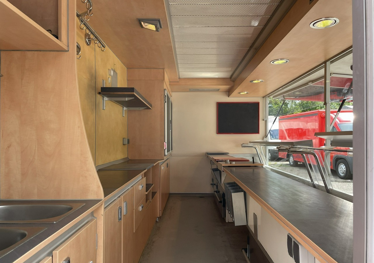 Fiat Ducato Autosklep wędlin Gastronomiczny Food Truck Foodtruck Sklep Borco - Vending truck: picture 3 Fiat Ducato Autosklep wędlin Gastronomiczny Food Truck Foodtruck Sklep Borco - Vending truck: picture 3