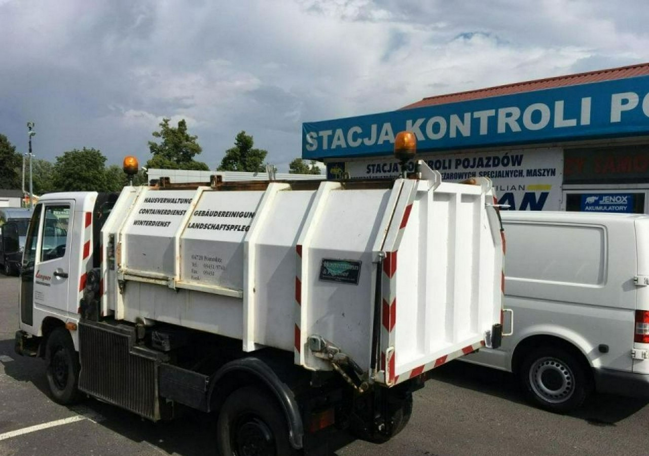 Inna Inny Unimog UX100 Śmieciarka wywrotka prasa - Garbage truck: picture 3 Inna Inny Unimog UX100 Śmieciarka wywrotka prasa - Garbage truck: picture 3