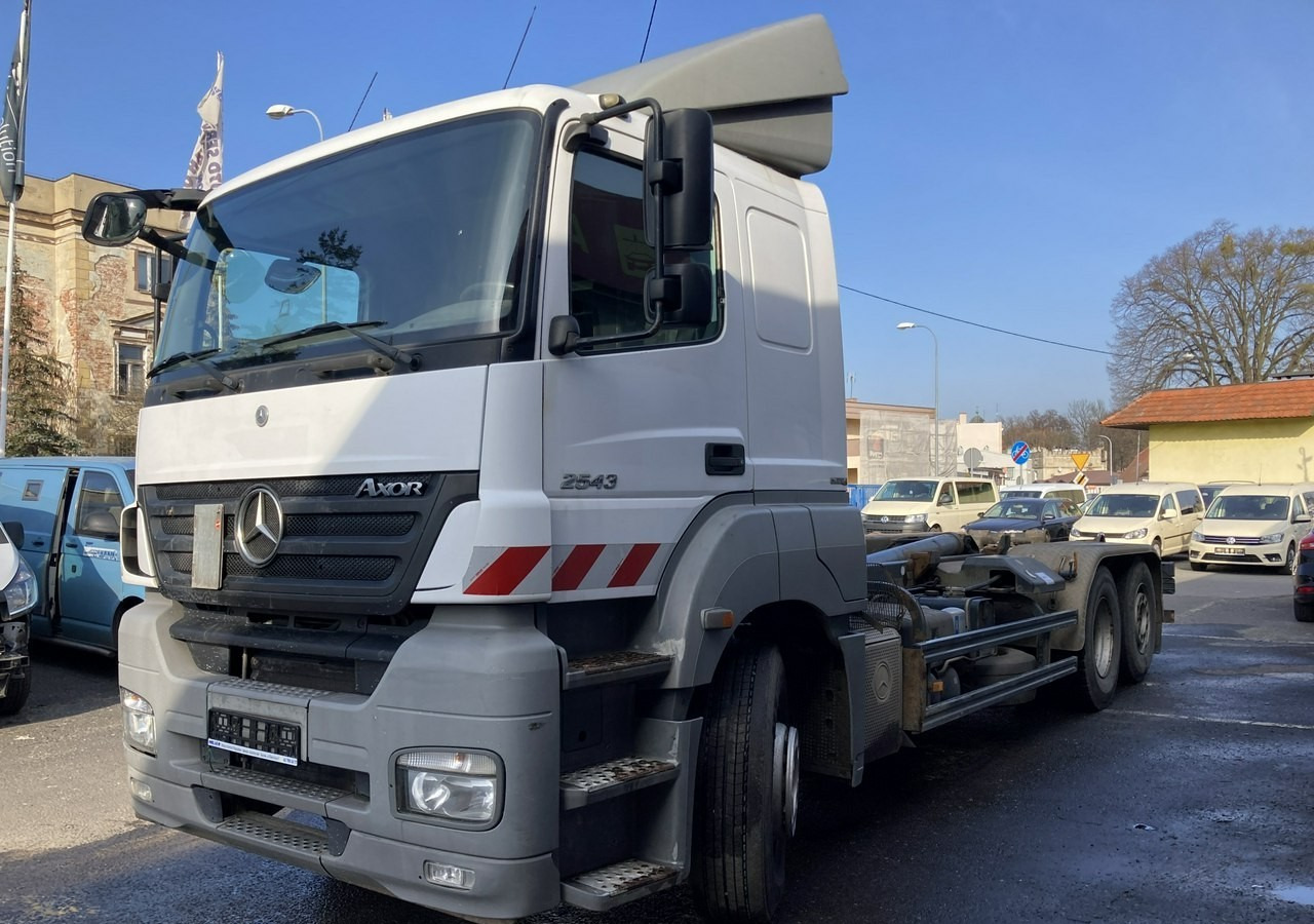 Mercedes-Benz Axor 2543 Hakowiec MEILLER-KIPPER Model 2009 Axor 2543 Hakowiec MEILLER-KIPPER Model 2009 - Hook lift truck: picture 1 Mercedes-Benz Axor 2543 Hakowiec MEILLER-KIPPER Model 2009 Axor 2543 Hakowiec MEILLER-KIPPER Model 2009 - Hook lift truck: picture 1