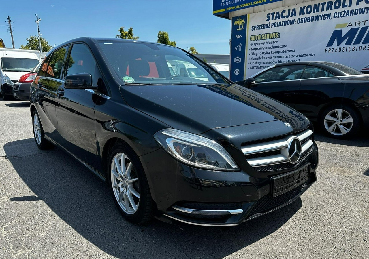 Mercedes-Benz Klasa B W246 Mercedes B-Klasa 1.6-122KM Bogate wyposażenie 127tkm 2013r - Car: picture 4 Mercedes-Benz Klasa B W246 Mercedes B-Klasa 1.6-122KM Bogate wyposażenie 127tkm 2013r - Car: picture 4
