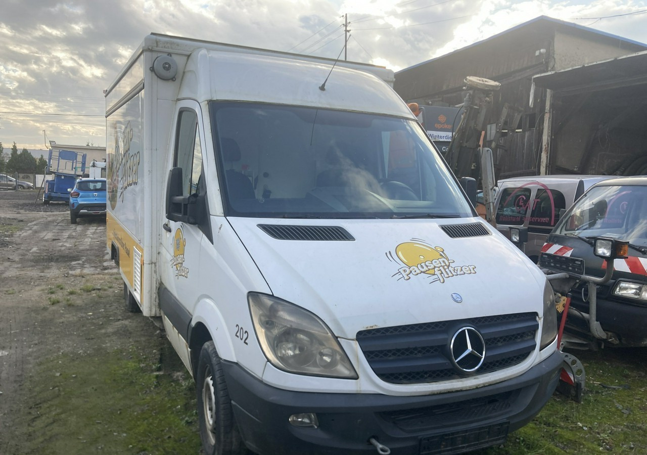 Leasing of  Mercedes-Benz Sprinter Autosklep Gastronomiczny Food Truck Foodtruck sklep bar 2009 Borco Mercedes-Benz Sprinter Autosklep Gastronomiczny Food Truck Foodtruck sklep bar 2009 Borco: picture 13