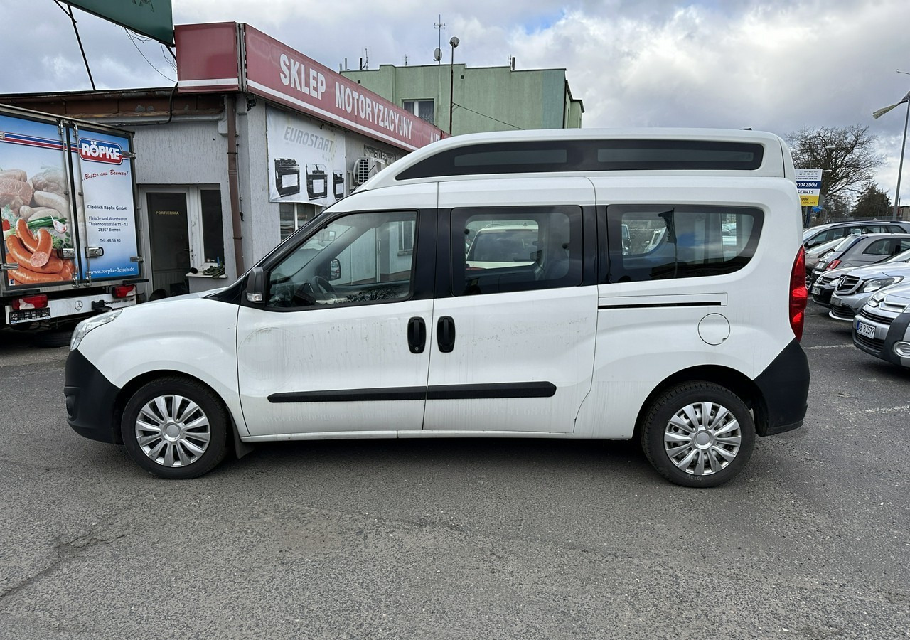 Opel Combo III 2.0CDTI Maxi Panorama Klima Kamera Webasto 2016 - Car: picture 5 Opel Combo III 2.0CDTI Maxi Panorama Klima Kamera Webasto 2016 - Car: picture 5