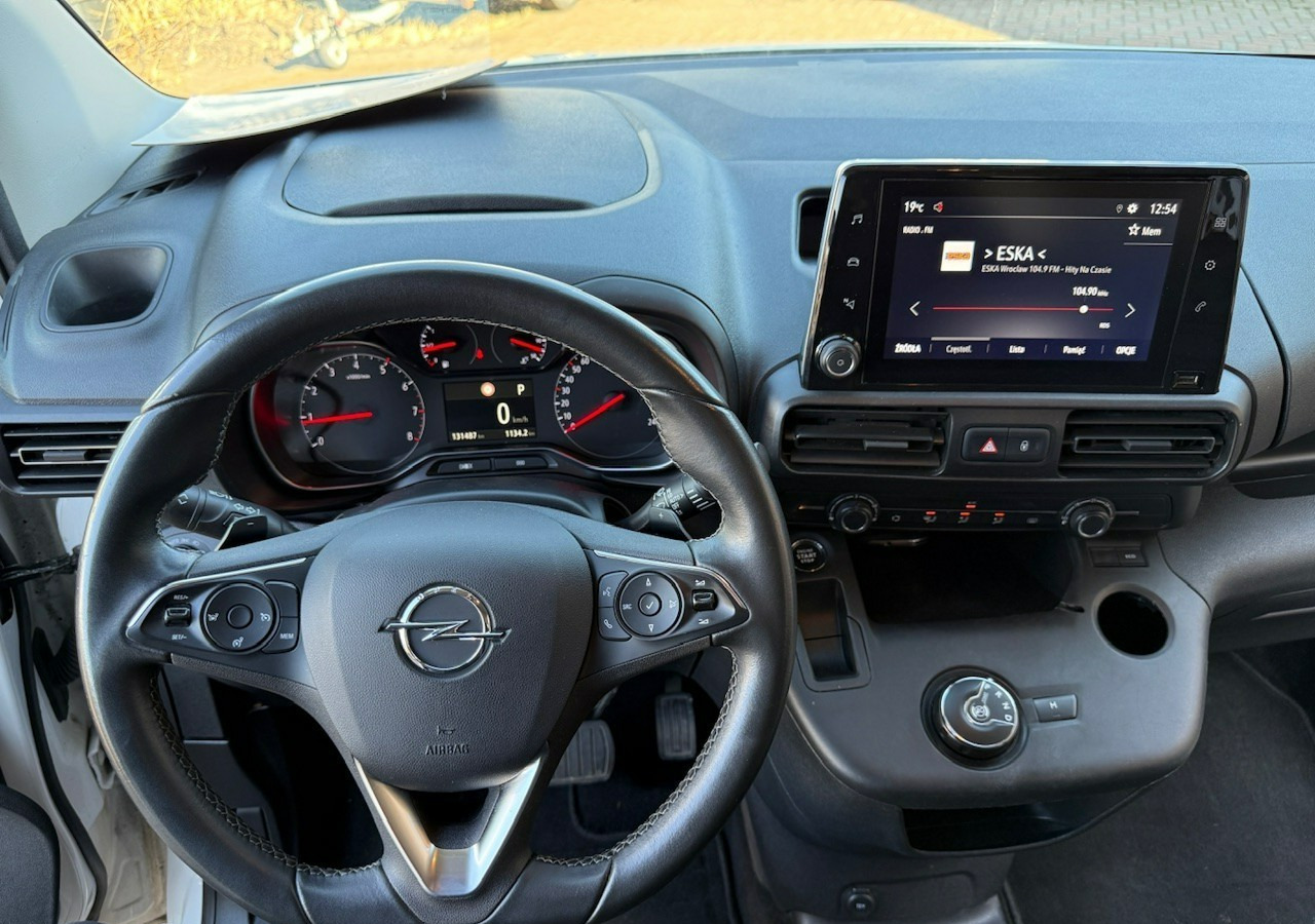 Opel Combo IV Combo Life Combo Długie Life dla Niepełnosprawnych Inwalida Rampa PFRON - Car: picture 5 Opel Combo IV Combo Life Combo Długie Life dla Niepełnosprawnych Inwalida Rampa PFRON - Car: picture 5