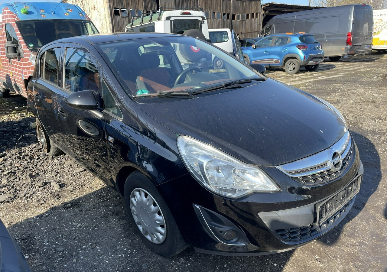 Opel Corsa D Corsa 1.4-87 KM Klima 2011 - Hatchback: picture 1 Opel Corsa D Corsa 1.4-87 KM Klima 2011 - Hatchback: picture 1