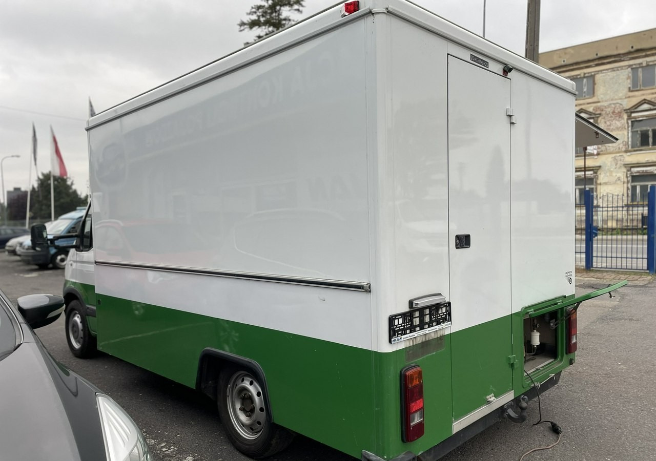 Vending truck Renault Master Autosklep wędlin Gastronomiczny Food Truck Foodtruck Sklep Borco 200: picture 14 Vending truck Renault Master Autosklep wędlin Gastronomiczny Food Truck Foodtruck Sklep Borco 200: picture 14