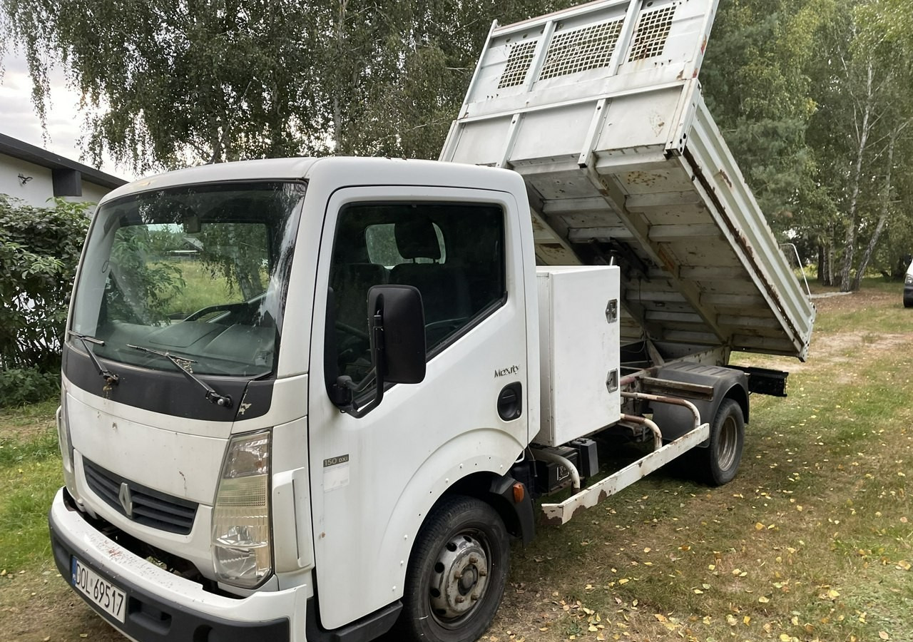 Renault Maxity Renault Maxity 3,0-150KM Canter Wywrotka skrzynia 2010 - Tipper van: picture 2 Renault Maxity Renault Maxity 3,0-150KM Canter Wywrotka skrzynia 2010 - Tipper van: picture 2
