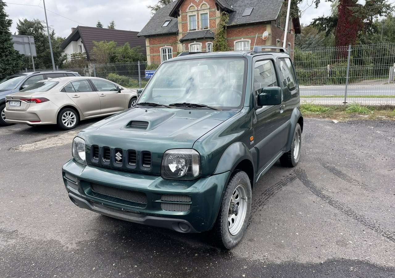 Suzuki Jimny Suzuki Jimny 1.5 Diesel 4X4 - SUV: picture 2 Suzuki Jimny Suzuki Jimny 1.5 Diesel 4X4 - SUV: picture 2
