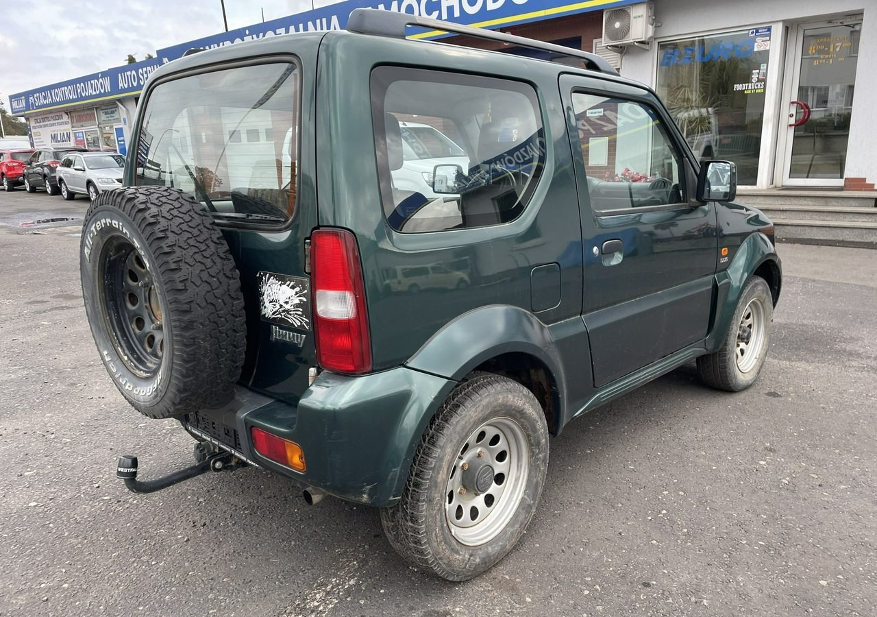 Suzuki Jimny Suzuki Jimny 1.5 Diesel 4X4 - SUV: picture 3 Suzuki Jimny Suzuki Jimny 1.5 Diesel 4X4 - SUV: picture 3