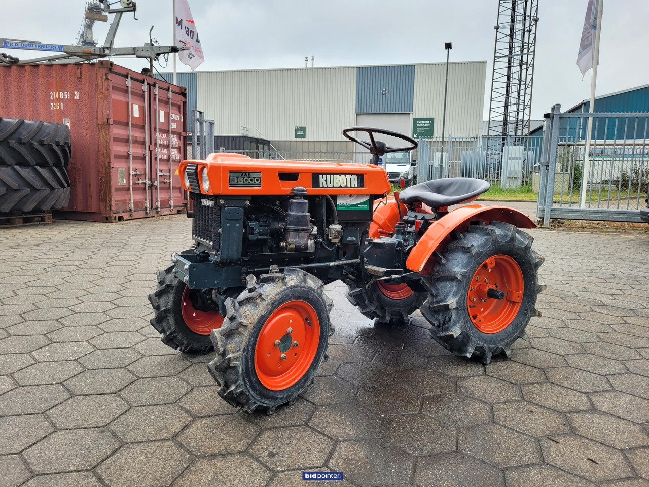 Kubota B6000 4x4 - Compact tractor: picture 2 Kubota B6000 4x4 - Compact tractor: picture 2
