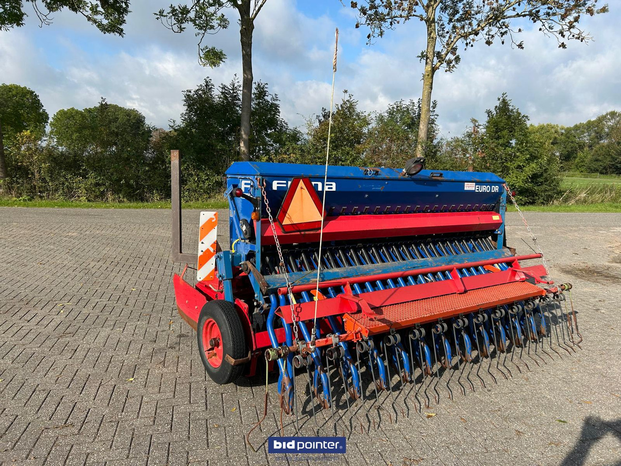 Tulip rotorkopeg + Fiona zaaimachine Apollo DR - Other machinery: picture 1 Tulip rotorkopeg + Fiona zaaimachine Apollo DR - Other machinery: picture 1