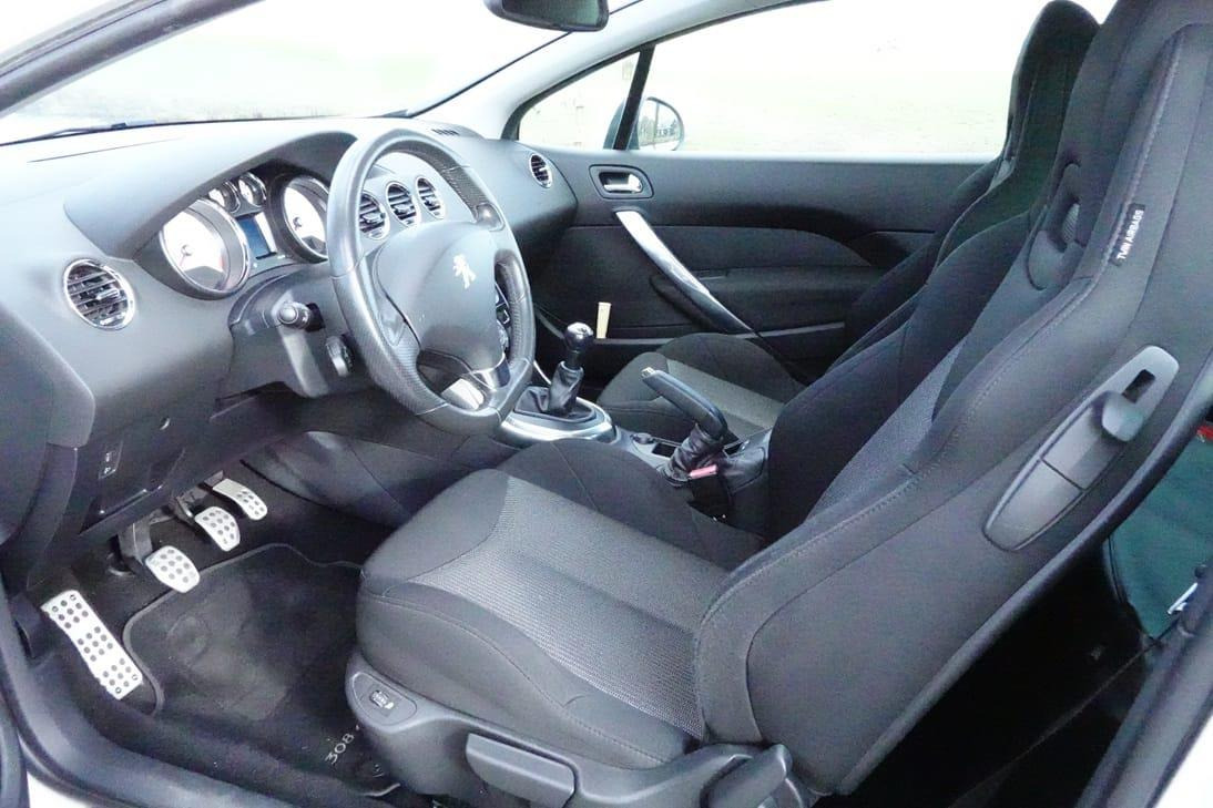 Car Peugeot 308 CC: picture 13