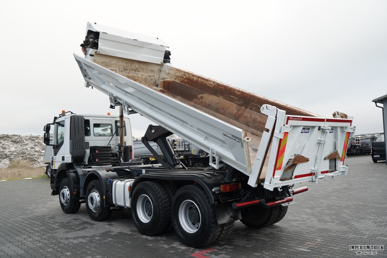 IVECO TRAKKER 450 / 8x4 / WYWROTKA / HYDROBURTA / BORDMATIC / EURO 6 / - Tipper: picture 4 IVECO TRAKKER 450 / 8x4 / WYWROTKA / HYDROBURTA / BORDMATIC / EURO 6 / - Tipper: picture 4