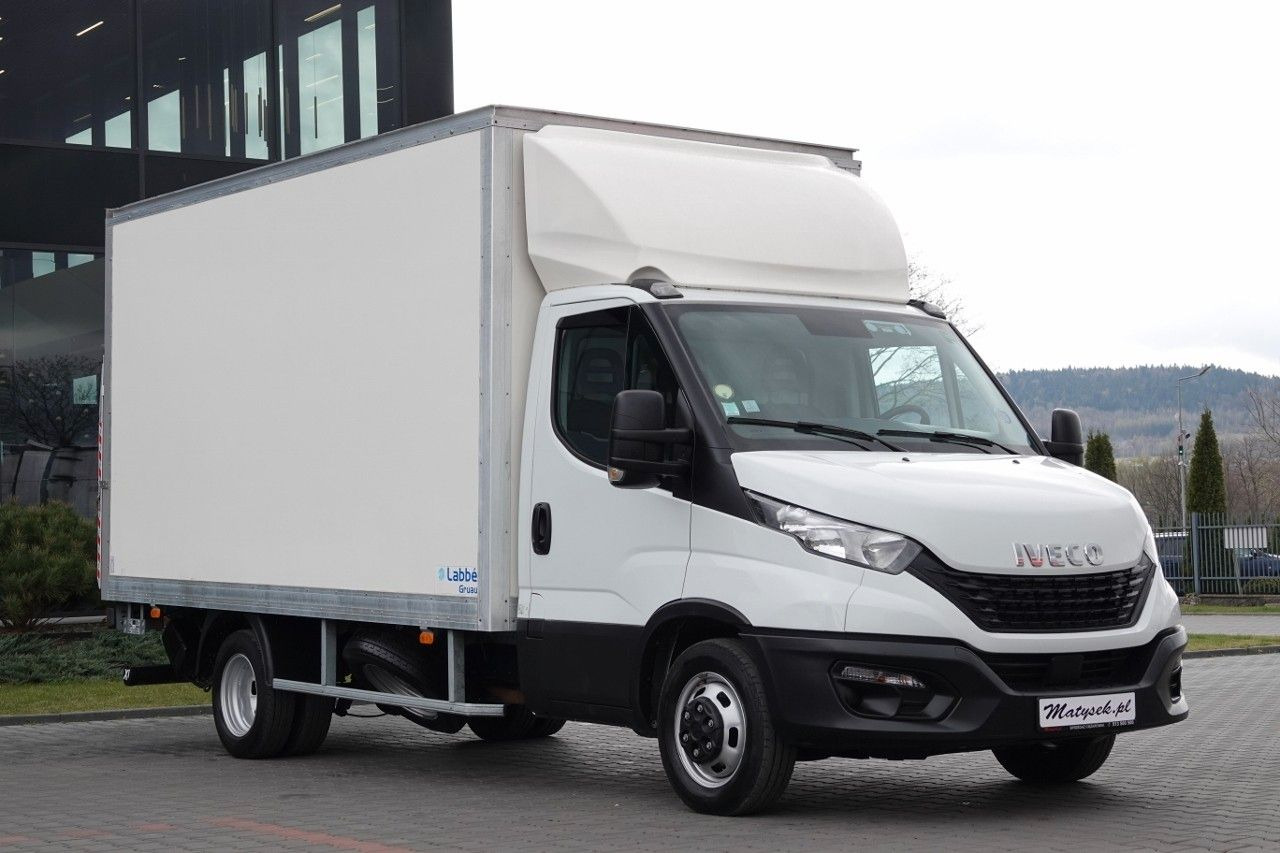 Iveco DAILY 3.0 / KONTENER-FURGON / WINDA 750 KG / DMC - Refrigerated van: picture 1 Iveco DAILY 3.0 / KONTENER-FURGON / WINDA 750 KG / DMC - Refrigerated van: picture 1