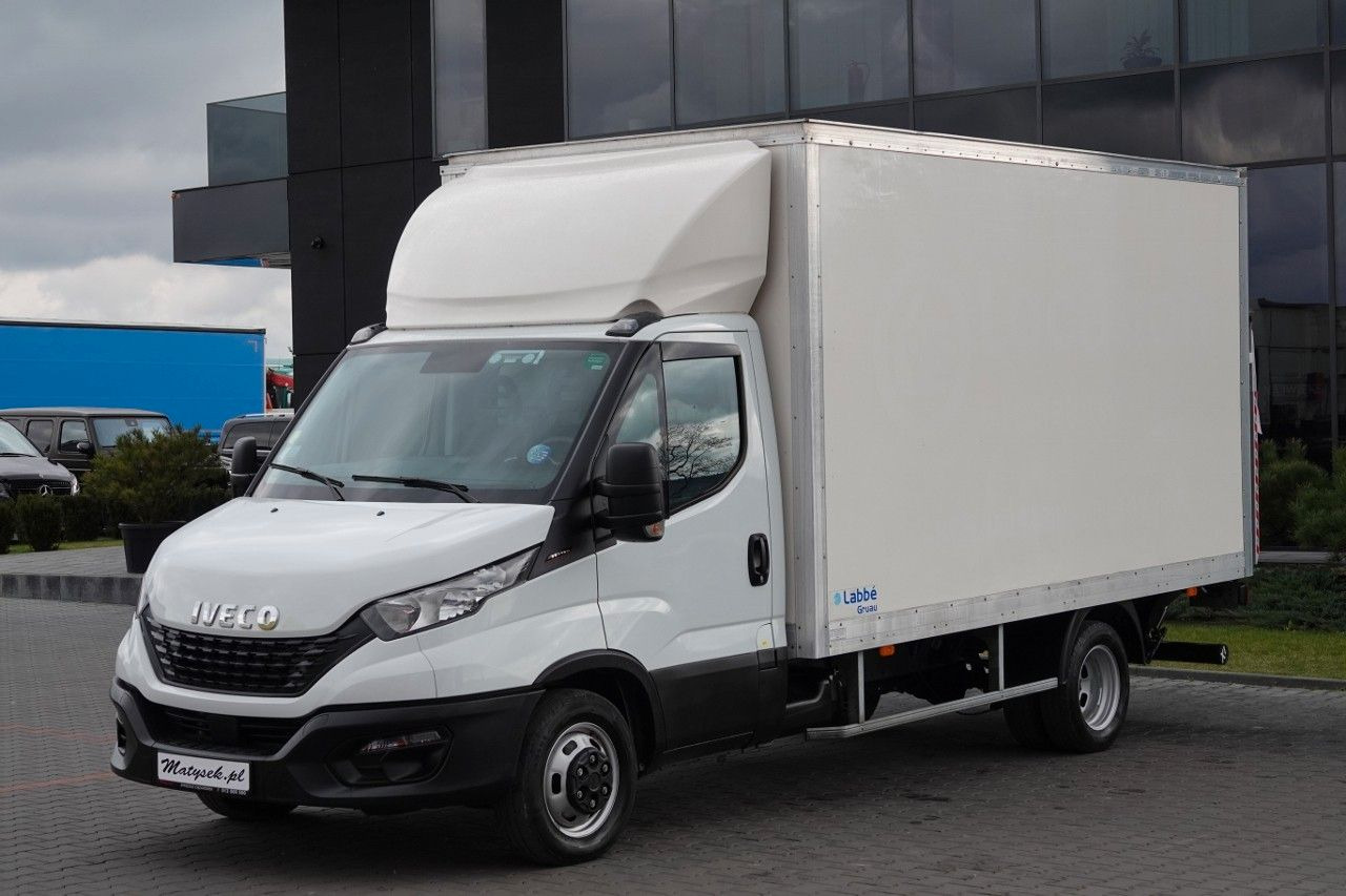 Iveco DAILY 3.0 / KONTENER-FURGON / WINDA 750 KG / DMC - Refrigerated van: picture 3 Iveco DAILY 3.0 / KONTENER-FURGON / WINDA 750 KG / DMC - Refrigerated van: picture 3