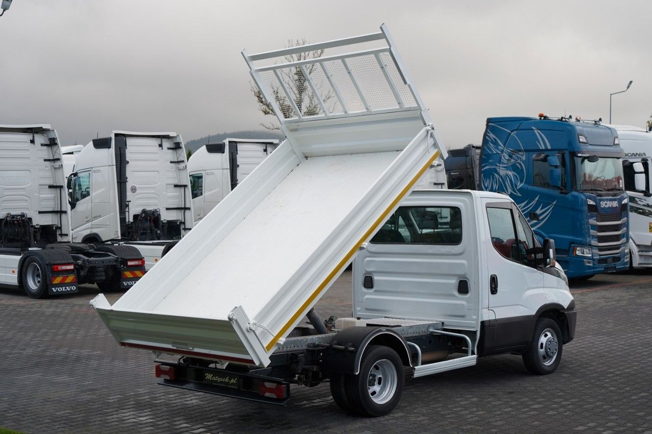 Iveco DAILY 35-130 / WYWROTKA TYLNOZSYPOWA / BLIŹNIAK - Tipper van: picture 4 Iveco DAILY 35-130 / WYWROTKA TYLNOZSYPOWA / BLIŹNIAK - Tipper van: picture 4