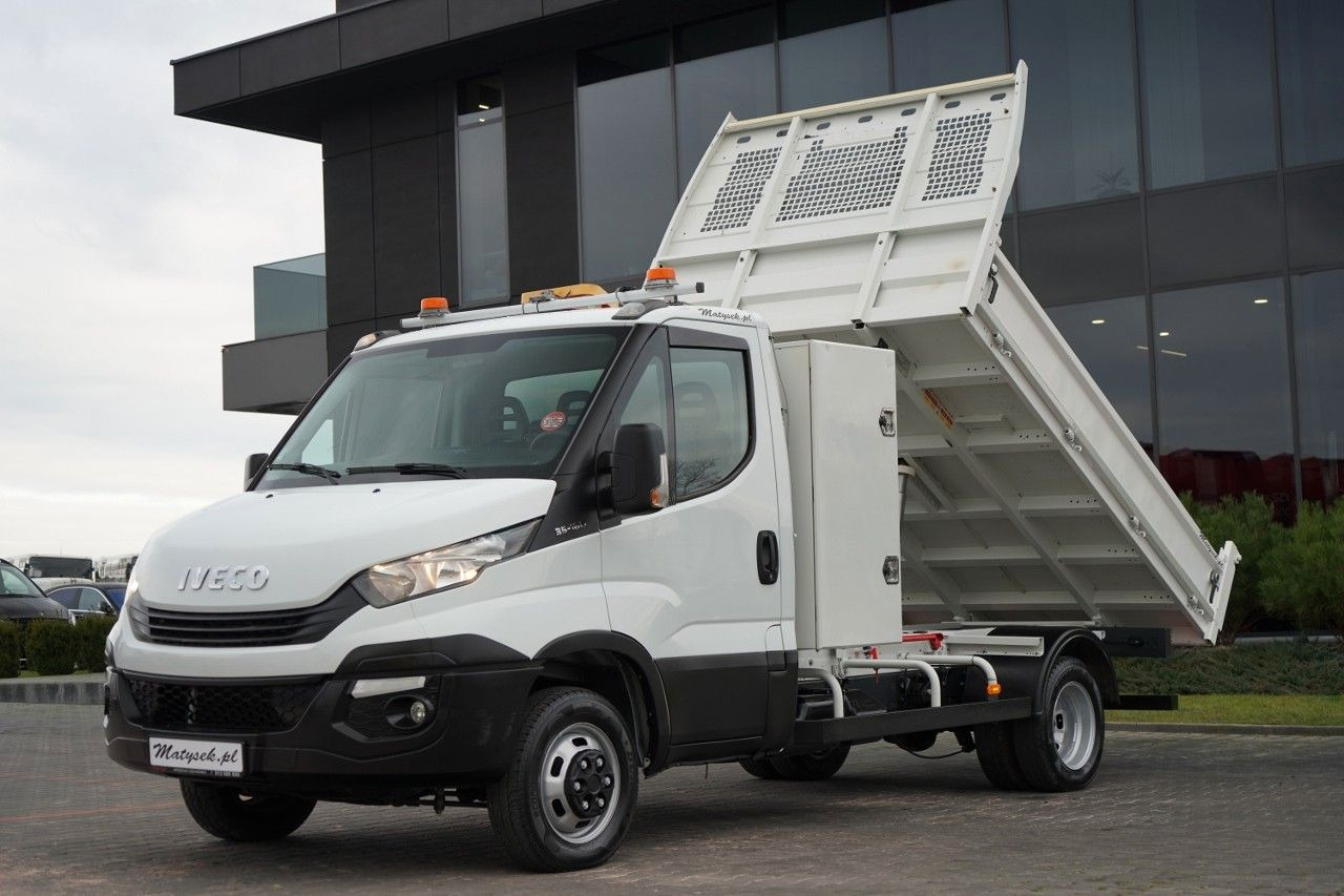 Iveco DAILY 35-180 / WYWROTKA TYLNOZSYPOWA / BLIŹNIAK - Tipper van: picture 1 Iveco DAILY 35-180 / WYWROTKA TYLNOZSYPOWA / BLIŹNIAK - Tipper van: picture 1