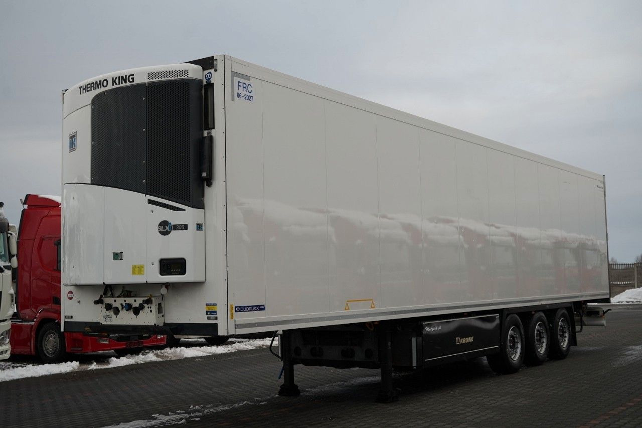 Krone CHŁODNIA / THERMO KING SLX 300 / KOSZ NA PALETY - Refrigerator semi-trailer: picture 3 Krone CHŁODNIA / THERMO KING SLX 300 / KOSZ NA PALETY - Refrigerator semi-trailer: picture 3