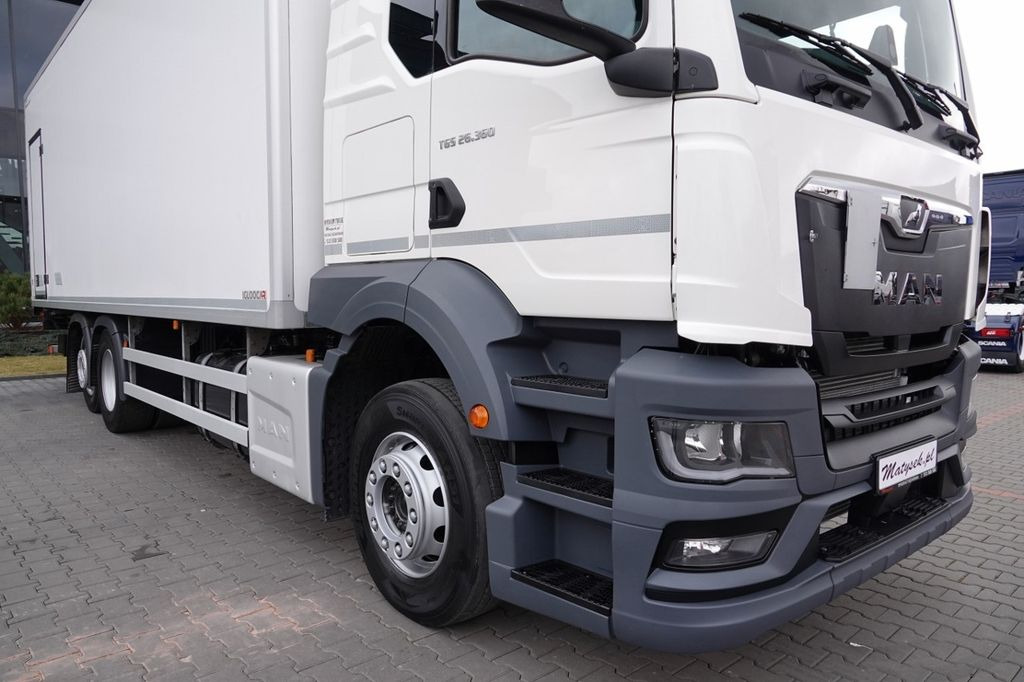 MAN TGS 26.360 / 6x2 / CHŁODNIA -8,2 M / SUPRA 850MT - Refrigerator truck: picture 2 MAN TGS 26.360 / 6x2 / CHŁODNIA -8,2 M / SUPRA 850MT - Refrigerator truck: picture 2