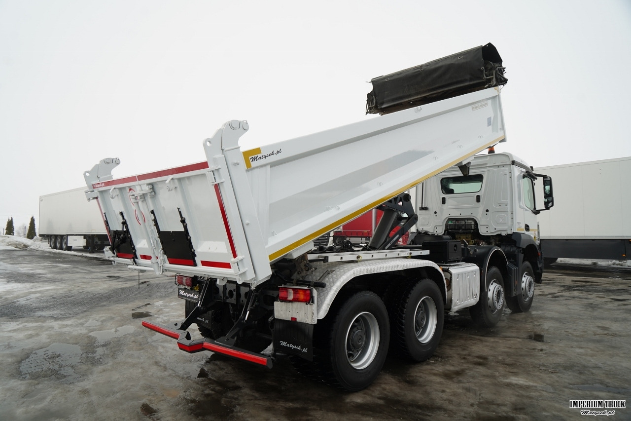 MERCEDES AROCS 3243 / 8x4 / WYWROTKA DWUSTRONNA 6.1 M / HYDROBURTA / AUTOMAT / EURO 6 - Tipper: picture 4 MERCEDES AROCS 3243 / 8x4 / WYWROTKA DWUSTRONNA 6.1 M / HYDROBURTA / AUTOMAT / EURO 6 - Tipper: picture 4