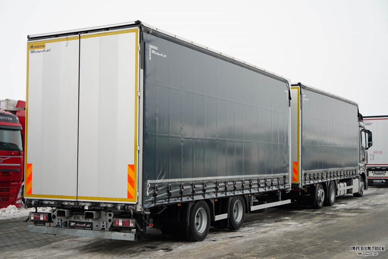 MERCEDES-BENZ ACTROS 2545 / ZESTAW TANDEM 120 M3 / STREAM SPACE / OŚ SKRETNA / WIELTON / ZAWIESIE NA WÓZEK / - Curtainsider truck: picture 3 MERCEDES-BENZ ACTROS 2545 / ZESTAW TANDEM 120 M3 / STREAM SPACE / OŚ SKRETNA / WIELTON / ZAWIESIE NA WÓZEK / - Curtainsider truck: picture 3