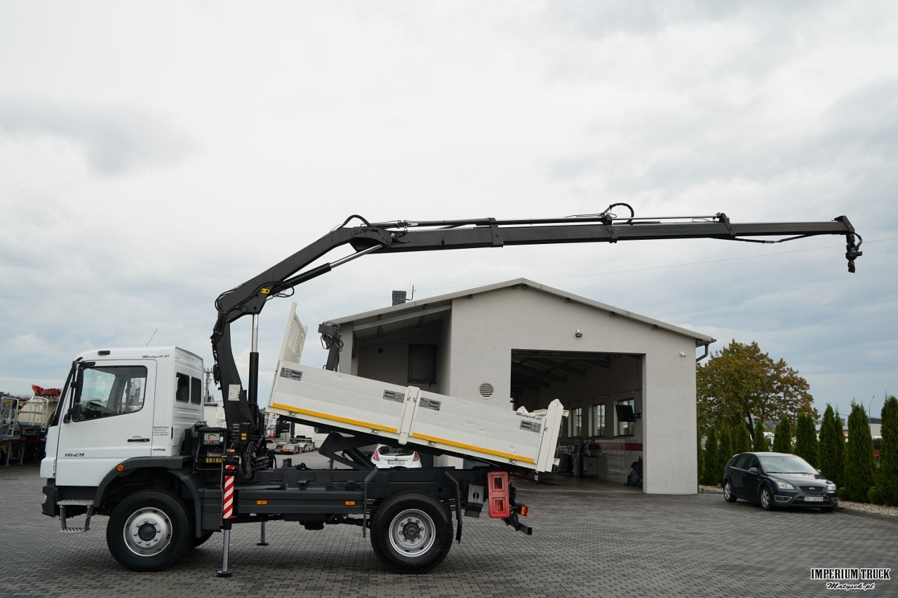 MERCEDES-BENZ ATEGO 1629 / 4x4 / WYWROTKA + HDS HIAB 111 B-3 / PILOT / ROTATOR / WIDŁY DO PALET / MANUAL - Tipper, Crane truck: picture 3 MERCEDES-BENZ ATEGO 1629 / 4x4 / WYWROTKA + HDS HIAB 111 B-3 / PILOT / ROTATOR / WIDŁY DO PALET / MANUAL - Tipper, Crane truck: picture 3