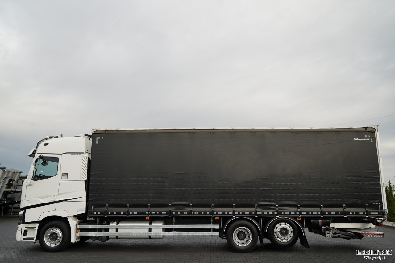 RENAULT T 440 / 6X2 / SOLÓWKA / FIRANKA 9.5 M / KLIMA POSTOJOWA / WINDA / ALUFELGI / OŚ PODNOSZONA - Curtainsider truck: picture 4 RENAULT T 440 / 6X2 / SOLÓWKA / FIRANKA 9.5 M / KLIMA POSTOJOWA / WINDA / ALUFELGI / OŚ PODNOSZONA - Curtainsider truck: picture 4