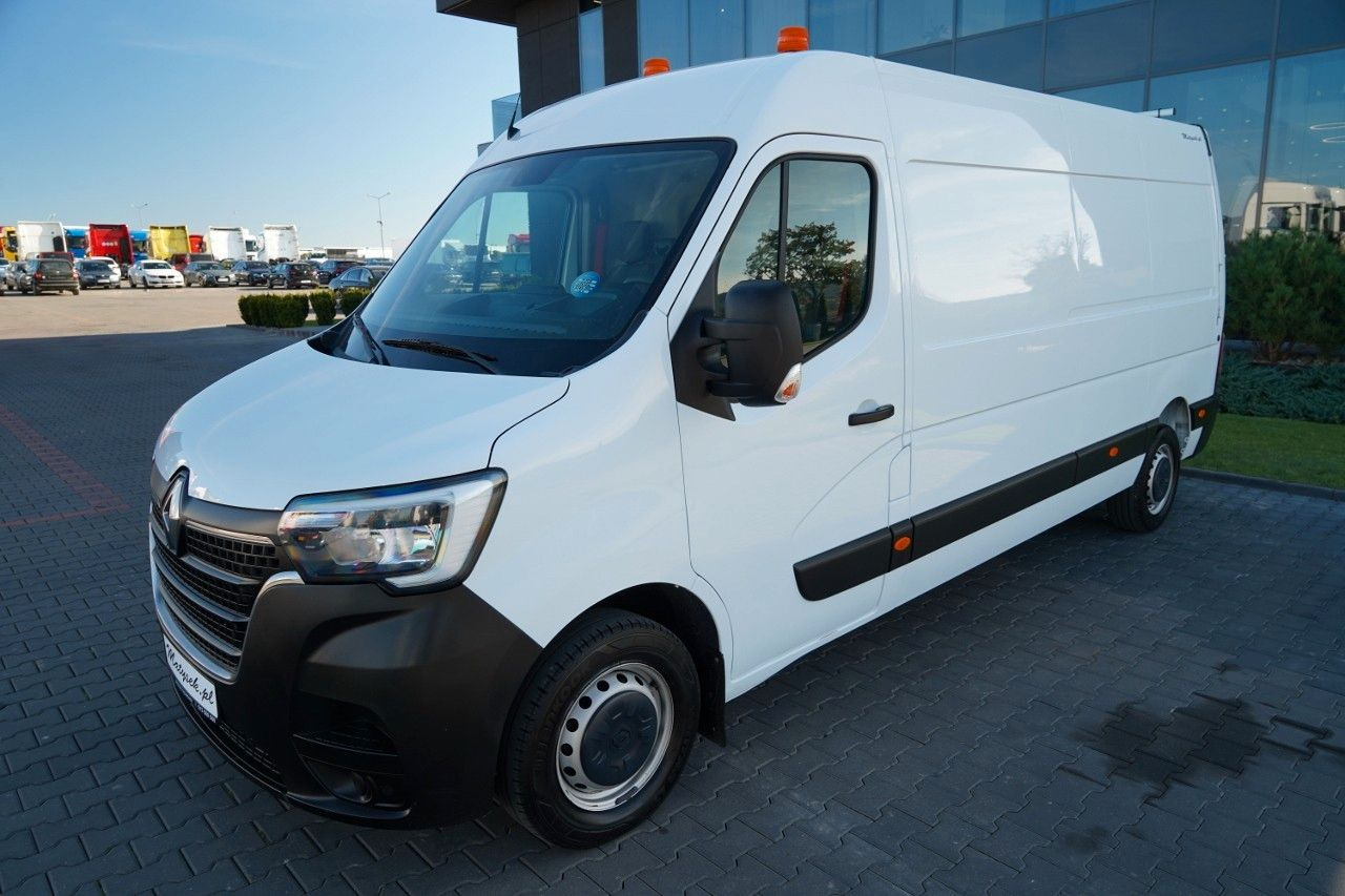 Renault MASTER / BLASZAK / FURGON / MANUAL / HAK / 2022 - Refrigerated van: picture 2 Renault MASTER / BLASZAK / FURGON / MANUAL / HAK / 2022 - Refrigerated van: picture 2