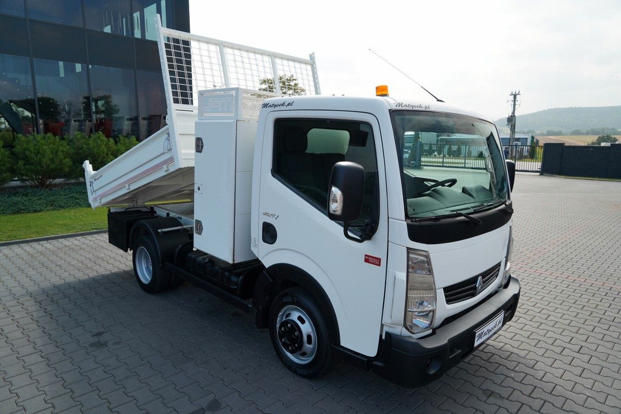 Renault MAXITY / WYWROTKA TYLNOZASYPOWA 2.6 M / BLIŹNIAK - Tipper van: picture 4 Renault MAXITY / WYWROTKA TYLNOZASYPOWA 2.6 M / BLIŹNIAK - Tipper van: picture 4