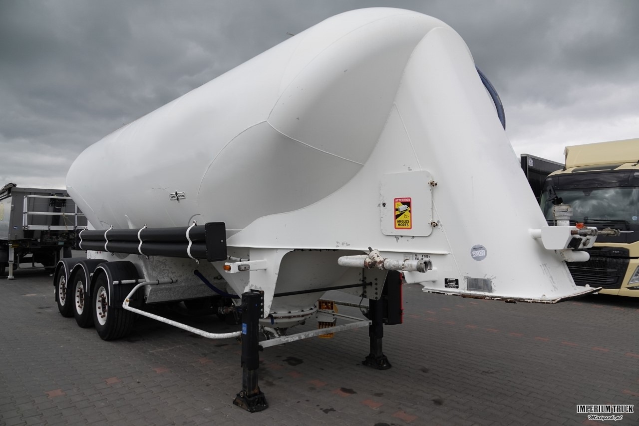 SPITZER CEMENTONACZEPA / 37 000 L / SILOS / 3 KOMORY / OSIE SAF / ALUFELGI - Silo semi-trailer: picture 2 SPITZER CEMENTONACZEPA / 37 000 L / SILOS / 3 KOMORY / OSIE SAF / ALUFELGI - Silo semi-trailer: picture 2