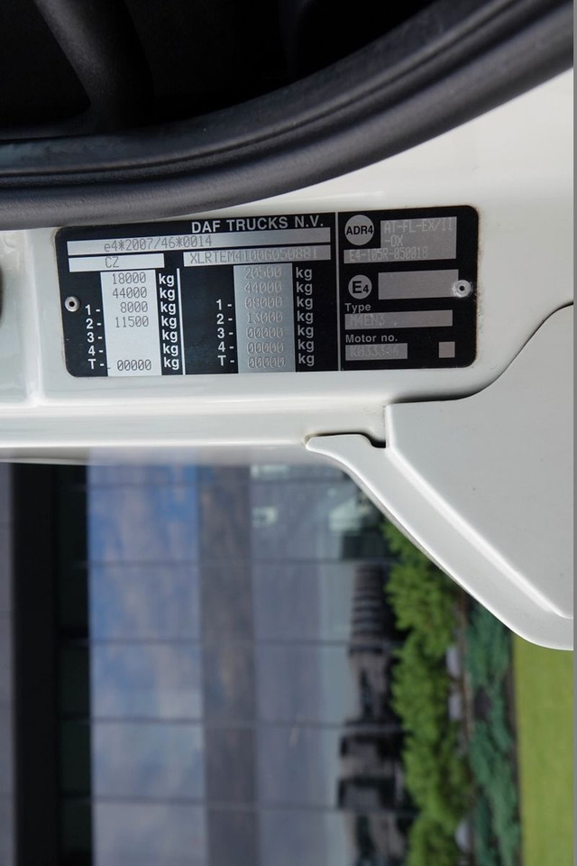 Tractor unit DAF CF 440 / PEŁNY ADR / AUTOMAT / EURO 6 / SPROWADZ: picture 18