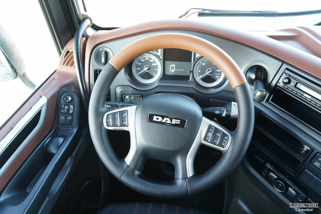 Tractor unit DAF XF 450 / RETARDER / KLIMATYZACJA POSTOJOWA / 2020 /: picture 28