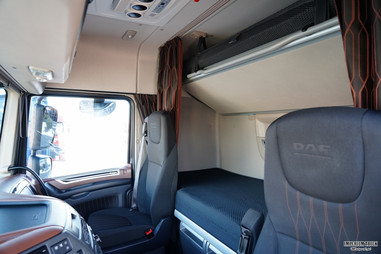 Tractor unit DAF XF 450 / RETARDER / KLIMATYZACJA POSTOJOWA / 2020 /: picture 25