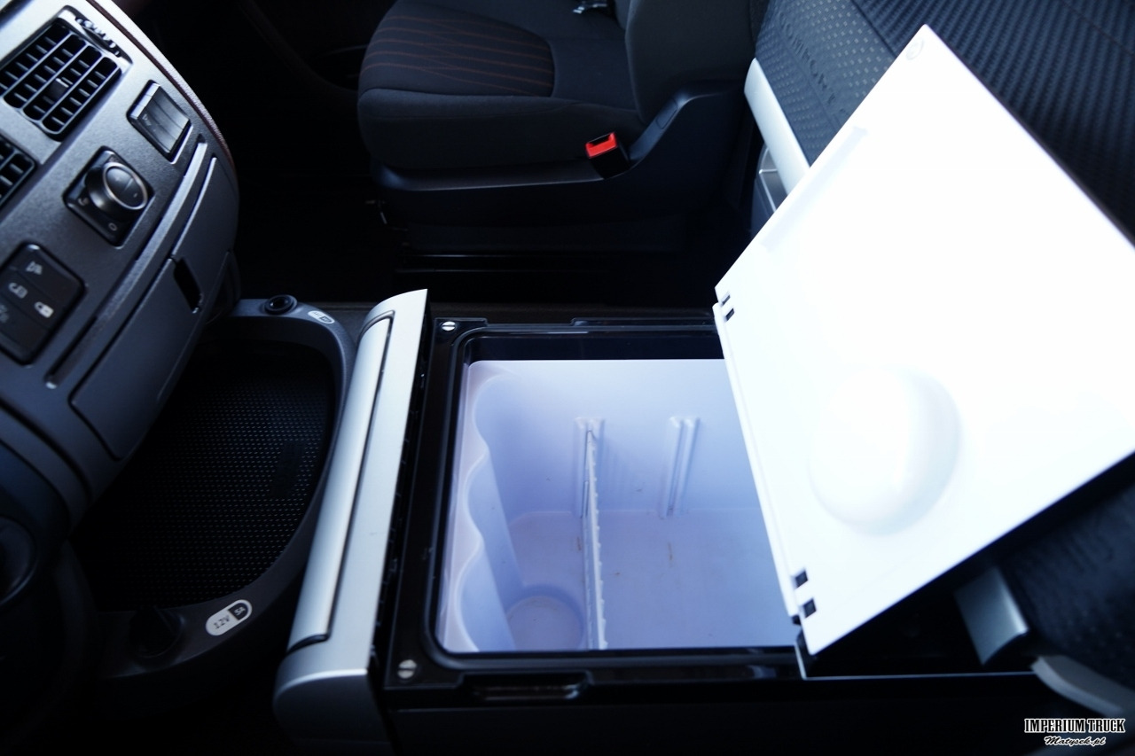 Tractor unit DAF XF 450 / RETARDER / KLIMATYZACJA POSTOJOWA / 2020 /: picture 26