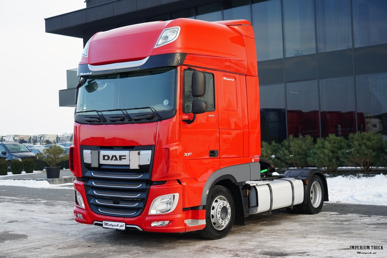 DAF XF 480 / LOW DECK / MEGA / REGULOWANE SIODŁO / 2021 / SSC / - Tractor unit: picture 4 DAF XF 480 / LOW DECK / MEGA / REGULOWANE SIODŁO / 2021 / SSC / - Tractor unit: picture 4