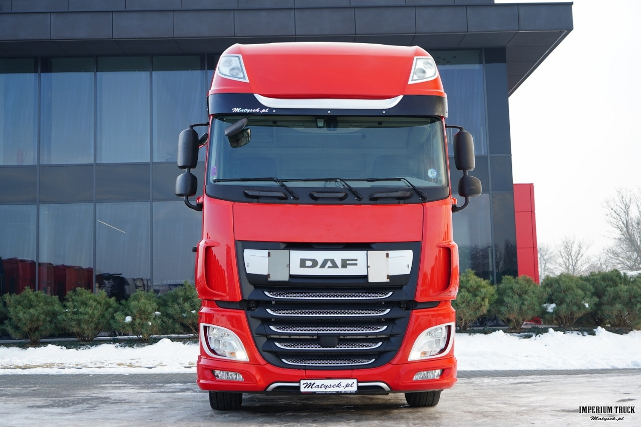 DAF XF 480 / LOW DECK / MEGA / REGULOWANE SIODŁO / 2021 / SSC / - Tractor unit: picture 3 DAF XF 480 / LOW DECK / MEGA / REGULOWANE SIODŁO / 2021 / SSC / - Tractor unit: picture 3