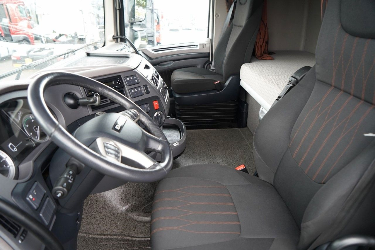 Tractor unit DAF XF 480 / SUPER SPACE CAB / 2021 ROK: picture 24 Tractor unit DAF XF 480 / SUPER SPACE CAB / 2021 ROK: picture 24