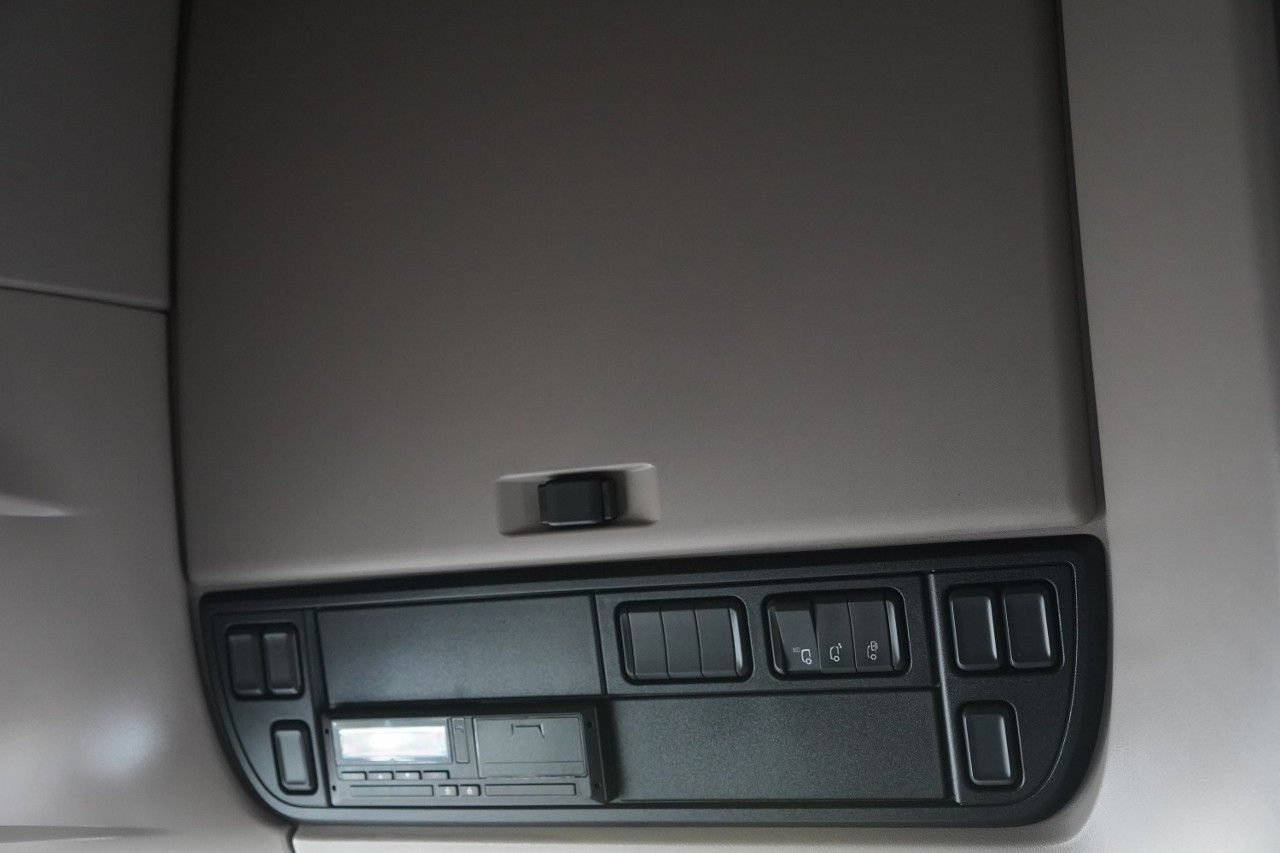 Tractor unit DAF XF 480 / SUPER SPACE CAB / 2021 ROK: picture 32 Tractor unit DAF XF 480 / SUPER SPACE CAB / 2021 ROK: picture 32