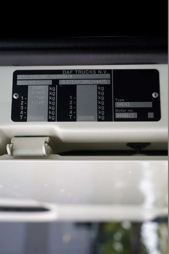 Tractor unit DAF XF 480 / SUPER SPACE CAB / 2021 ROK: picture 36 Tractor unit DAF XF 480 / SUPER SPACE CAB / 2021 ROK: picture 36