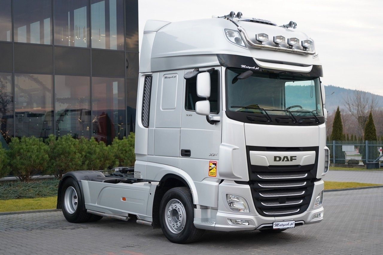 DAF XF 530 / I-PARK COOL / SUPER SPACE CAB / MIKROFL - Tractor unit: picture 4 DAF XF 530 / I-PARK COOL / SUPER SPACE CAB / MIKROFL - Tractor unit: picture 4