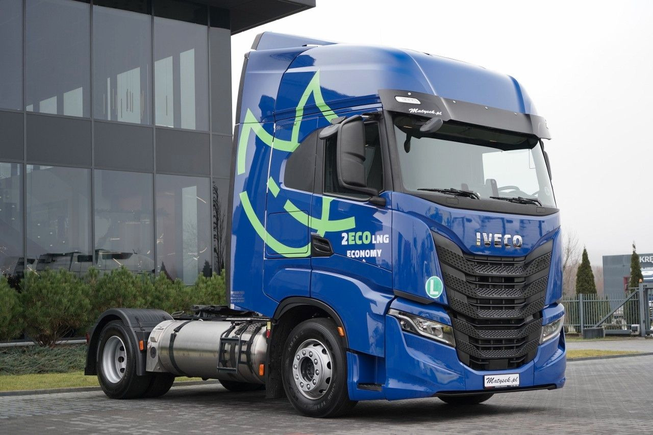 Iveco S-WAY / 460 / RETARDER / LNG - Tractor unit: picture 1 Iveco S-WAY / 460 / RETARDER / LNG - Tractor unit: picture 1