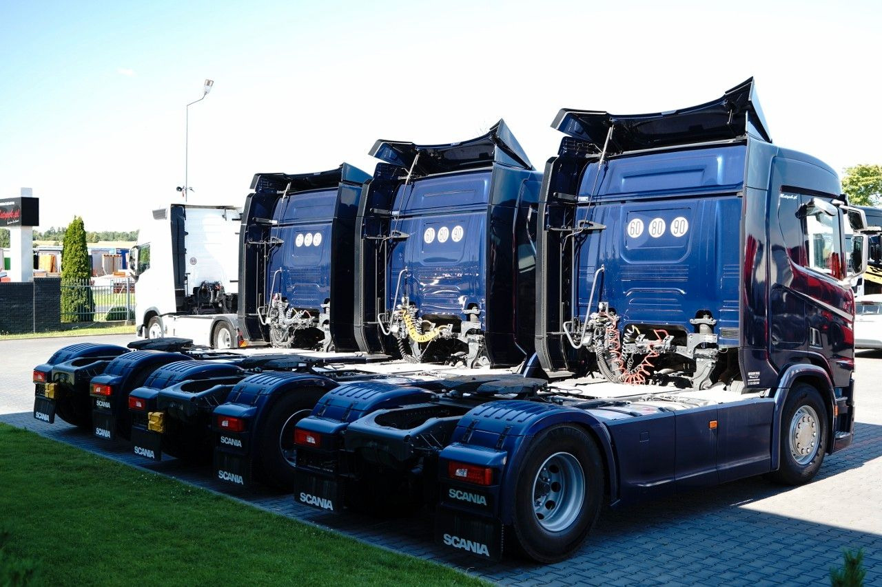 Scania R 450 / RETARDER  / NISKA KABINA / PO KONTRAKCI - Tractor unit: picture 5 Scania R 450 / RETARDER  / NISKA KABINA / PO KONTRAKCI - Tractor unit: picture 5