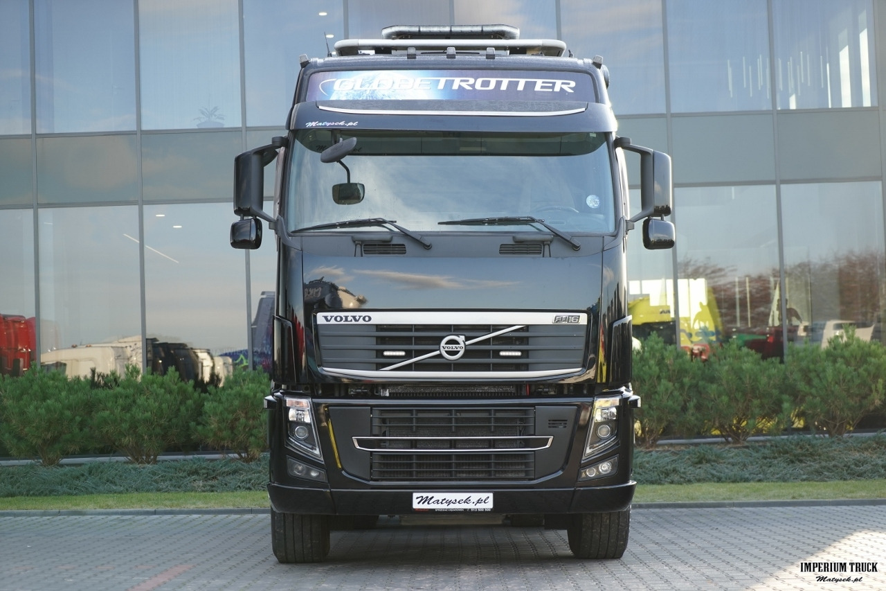 VOLVO FH16 / 700 / 6x4 / HYDRAULIKA / RETARDER / 3 OSIOWY CIĄGNIK SIODŁOWY / DMC 120 T - Tractor unit: picture 3 VOLVO FH16 / 700 / 6x4 / HYDRAULIKA / RETARDER / 3 OSIOWY CIĄGNIK SIODŁOWY / DMC 120 T - Tractor unit: picture 3