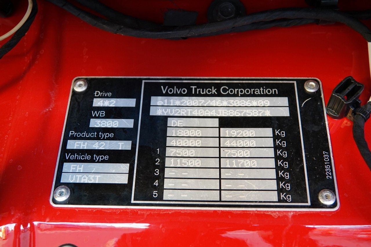 Tractor unit Volvo FH 500 / XXL / I-PARK COOL  / ALUFELGI / OPONY 1 Volvo FH 500 / XXL / I-PARK COOL  / ALUFELGI / OPONY 1: picture 18