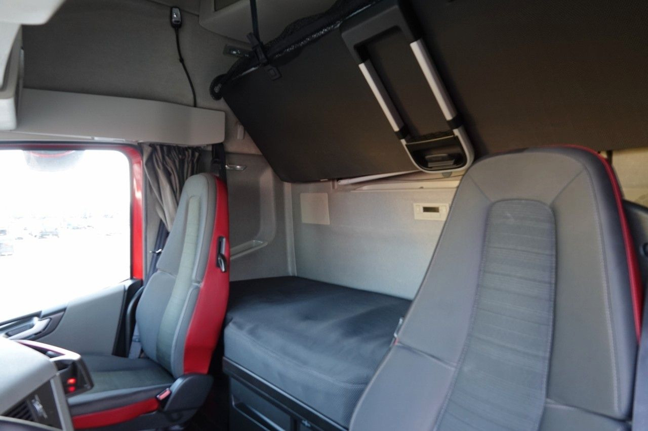 Tractor unit Volvo FH 500 / XXL / I-PARK COOL  / ALUFELGI / OPONY 1 Volvo FH 500 / XXL / I-PARK COOL  / ALUFELGI / OPONY 1: picture 13